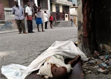boy died in haiti.jpg (84394 bytes)