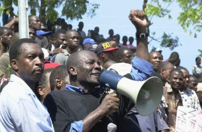 cap haitien protest 3.jpg (25404 bytes)