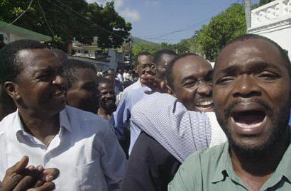 cap haitien protest 4.jpg (22821 bytes)