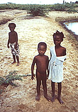 haiti-children.jpg (17728 bytes)