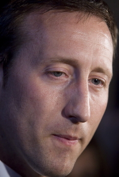 peter mackay.jpg (69248 bytes)